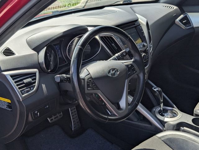 Used 2016 Hyundai Veloster w/ Option Group 02 image 10