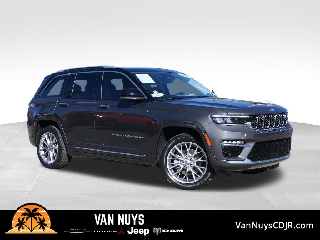 Used 2022 Jeep Grand Cherokee Summit w/ Luxury Tech Group V