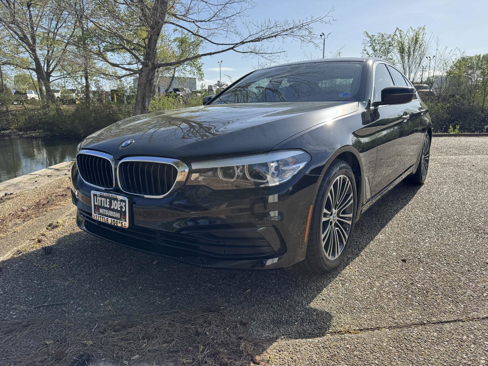 Used 2019 BMW 530i xDrive w/ Convenience Package AWD/4WD image 11