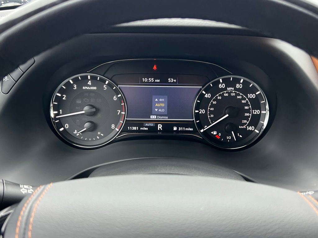 Used 2024 INFINITI QX80 Sensory image 24