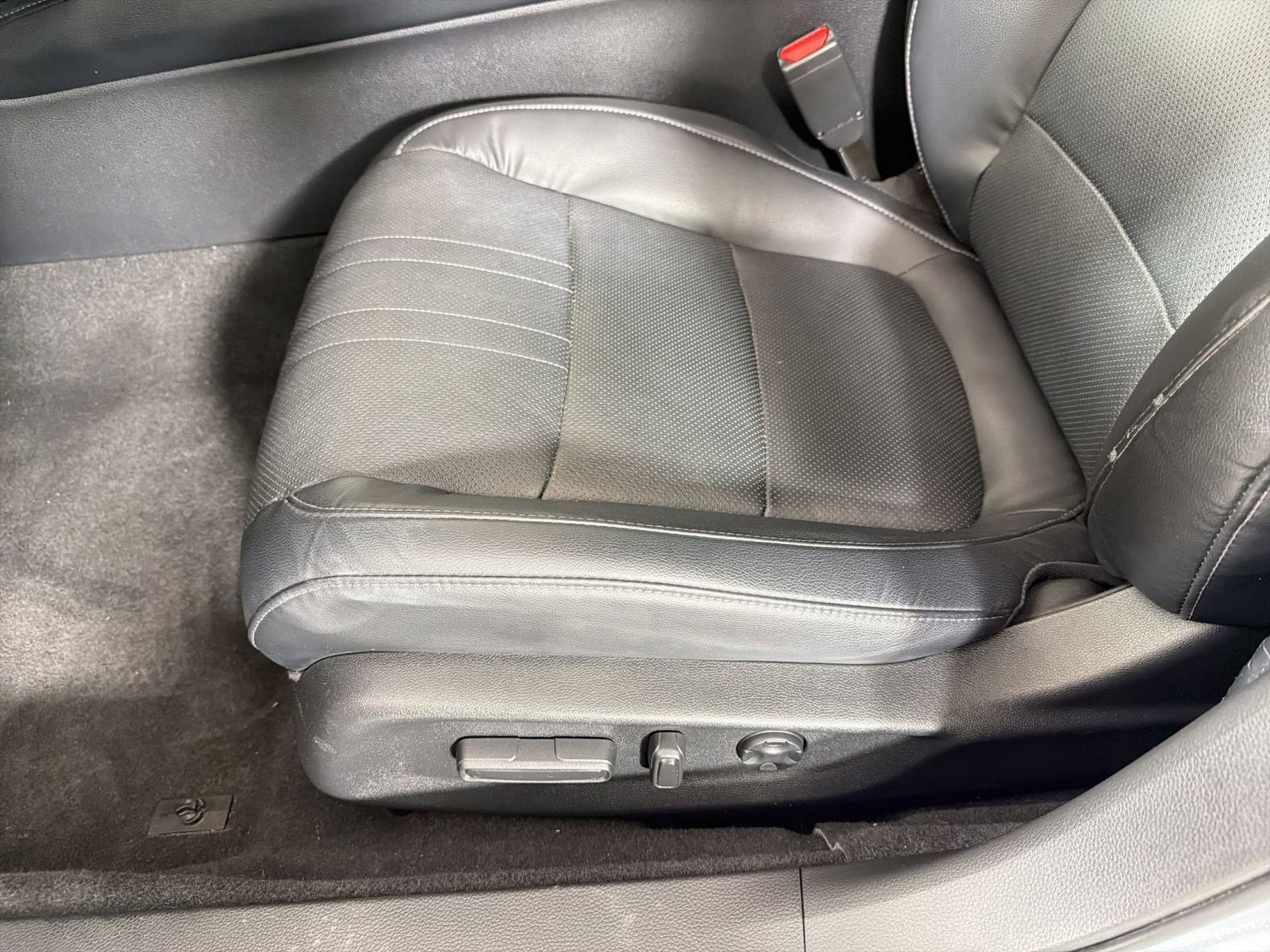 Certified 2018 Honda Accord EX-L image 14