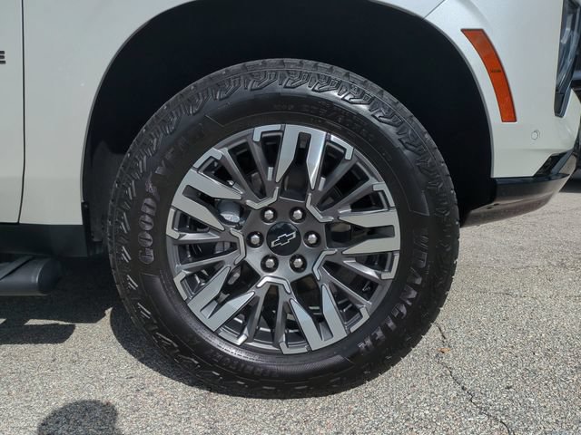 Certified 2025 Chevrolet Tahoe Z71 w/ Comfort Package AWD/4WD image 11