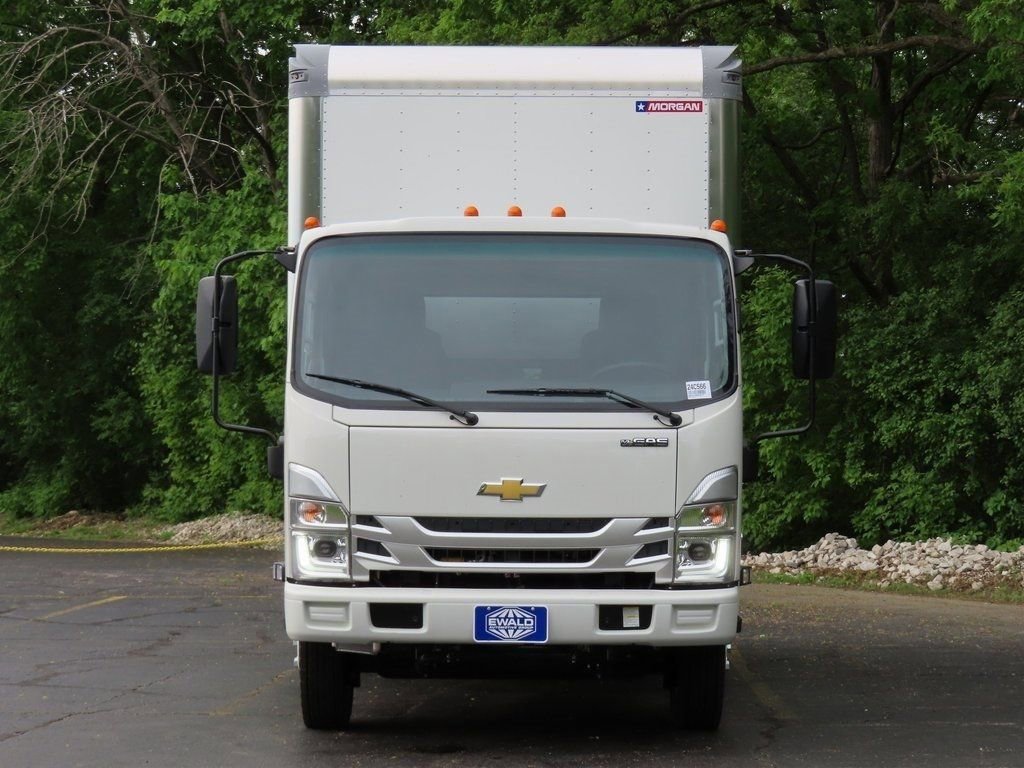 New 2024 Chevrolet Low Cab Forward RWD image 16