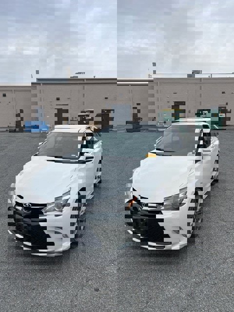 Used 2017 Toyota Camry SE