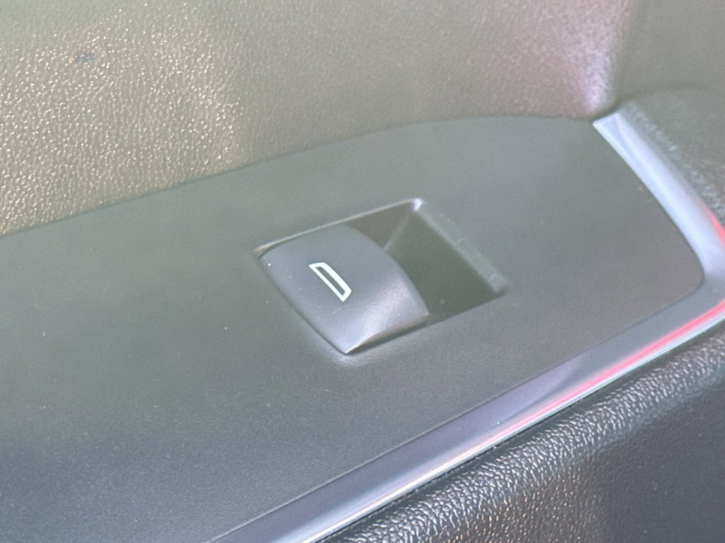 Used 2024 Chevrolet Silverado 1500 LT Trail Boss w/ LT Trail Boss Premium Package image 32