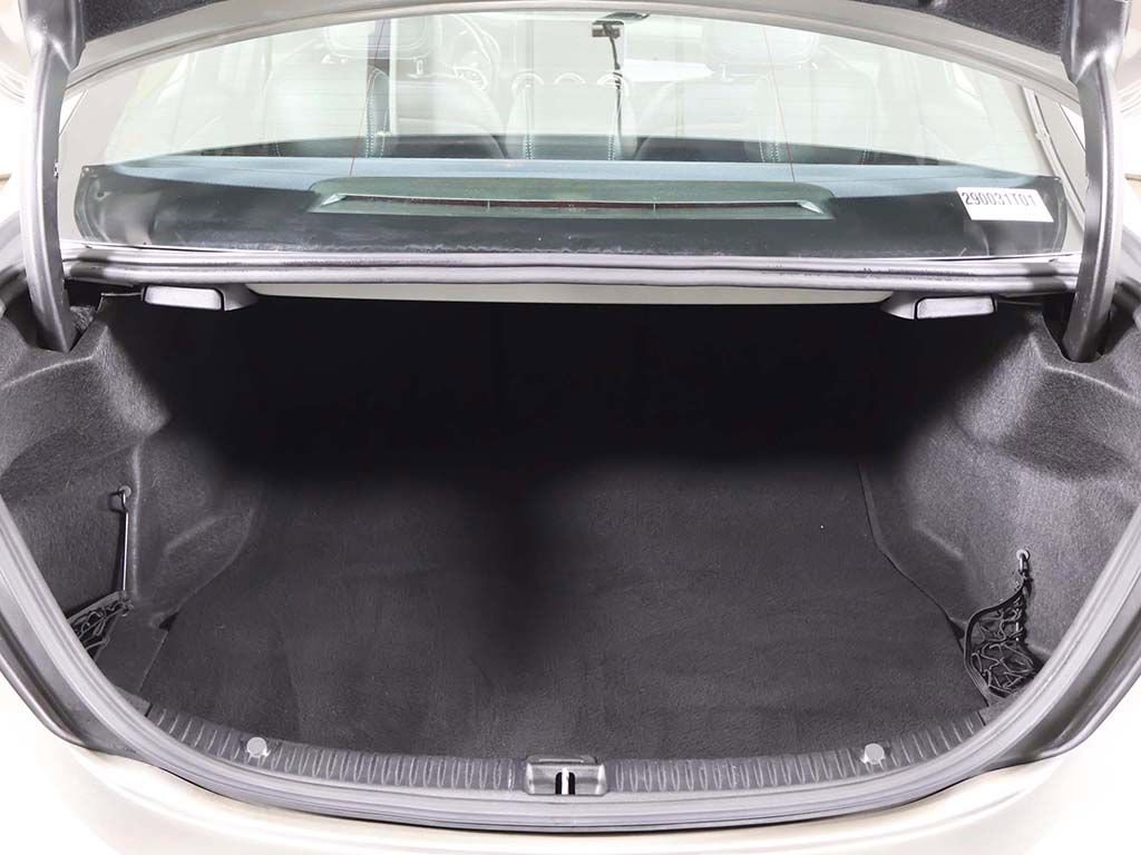 Used 2019 Mercedes-Benz C 300 4MATIC Sedan image 19