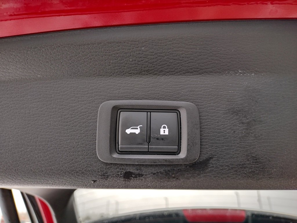 Used 2024 Mitsubishi Outlander SE Black Edition image 17