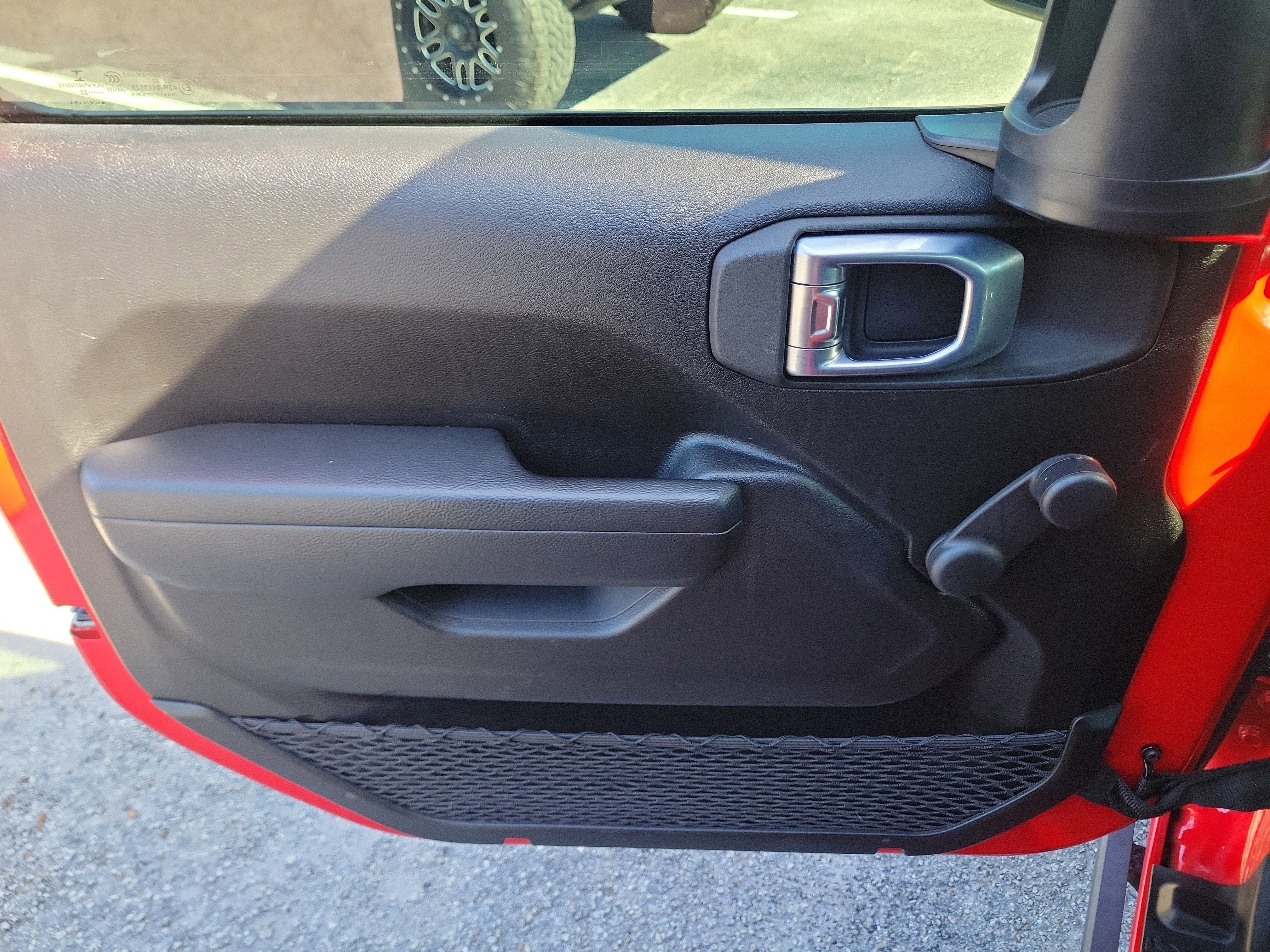 Used 2022 Jeep Wrangler Sport AWD/4WD image 12