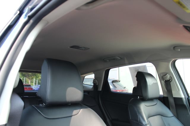 Used 2023 Kia Sportage EX AWD/4WD image 34