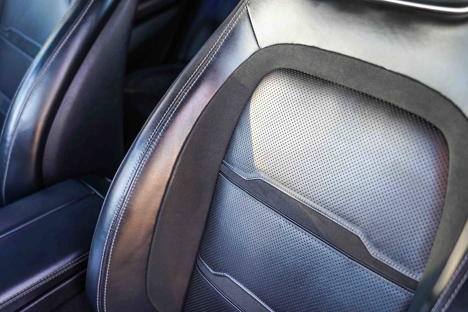 Used 2020 Mercedes-Benz AMG GT 53 image 25