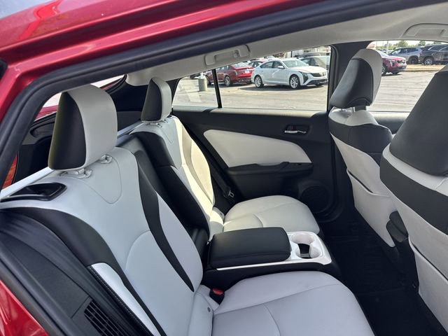 Used 2018 Toyota Prius Prime Advanced FWD image 14