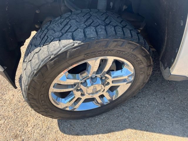 Used 2019 Chevrolet Silverado 2500 High Country w/ Duramax Plus Package AWD/4WD image 24