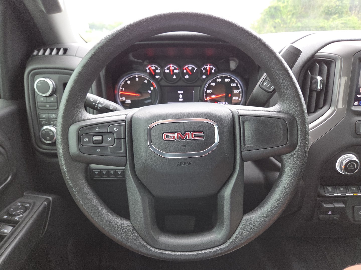 Used 2026 GMC Sierra 3500 Pro w/ 1SA Pro Safety Plus Package AWD/4WD image 30