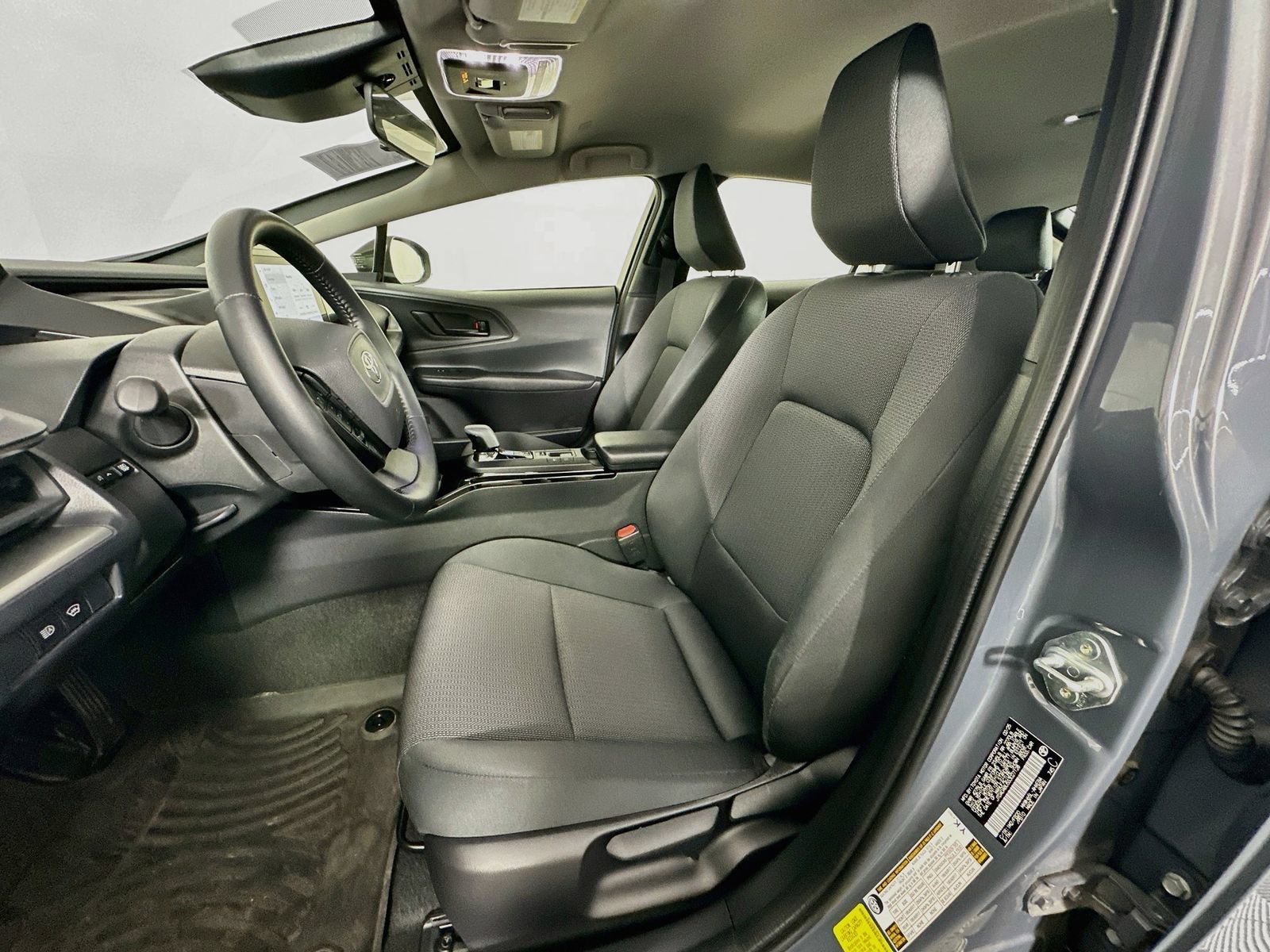 Certified 2025 Toyota Prius LE AWD/4WD image 20