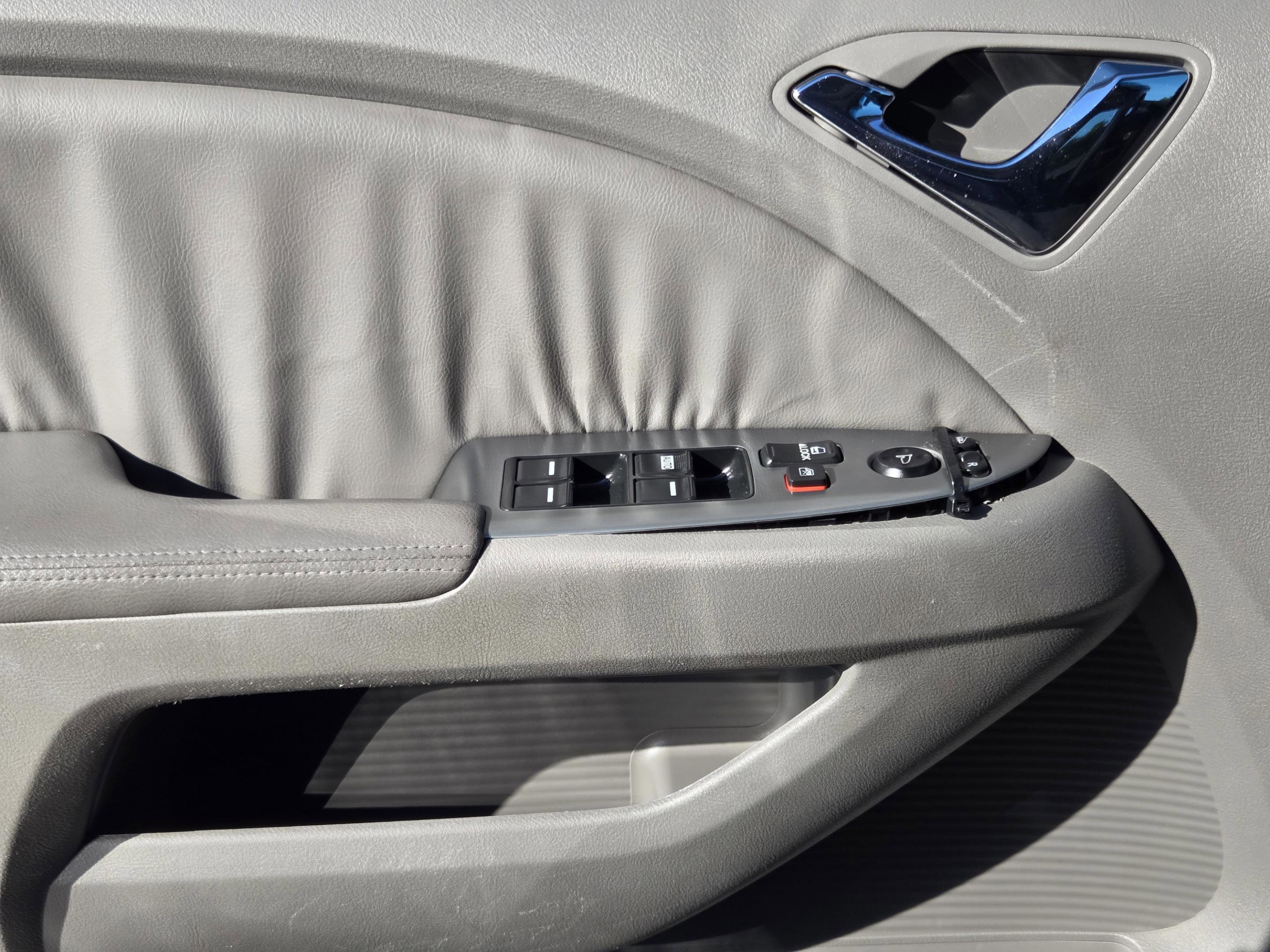 Used 2010 Honda Odyssey EX-L image 22