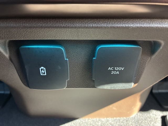 Used 2024 Ford F150 King Ranch w/ FX4 Off-Road Package image 30