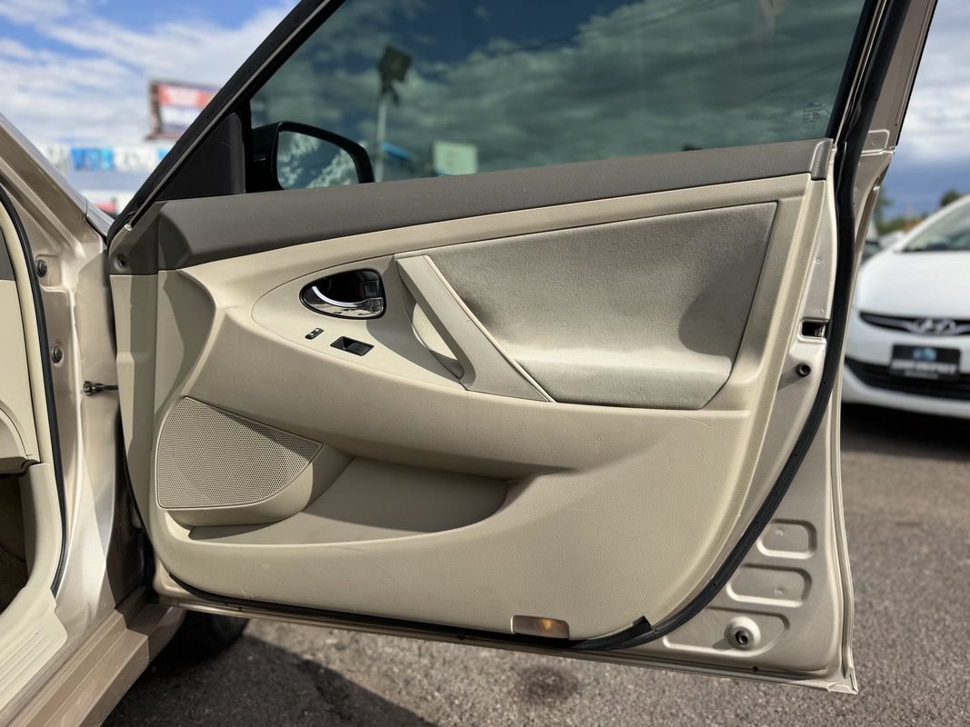 Used 2007 Toyota Camry CE FWD image 8