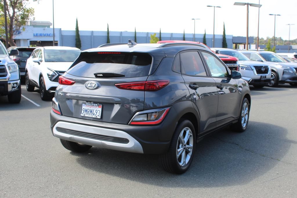 Used 2023 Hyundai Kona SEL w/ Cargo Package FWD image 7