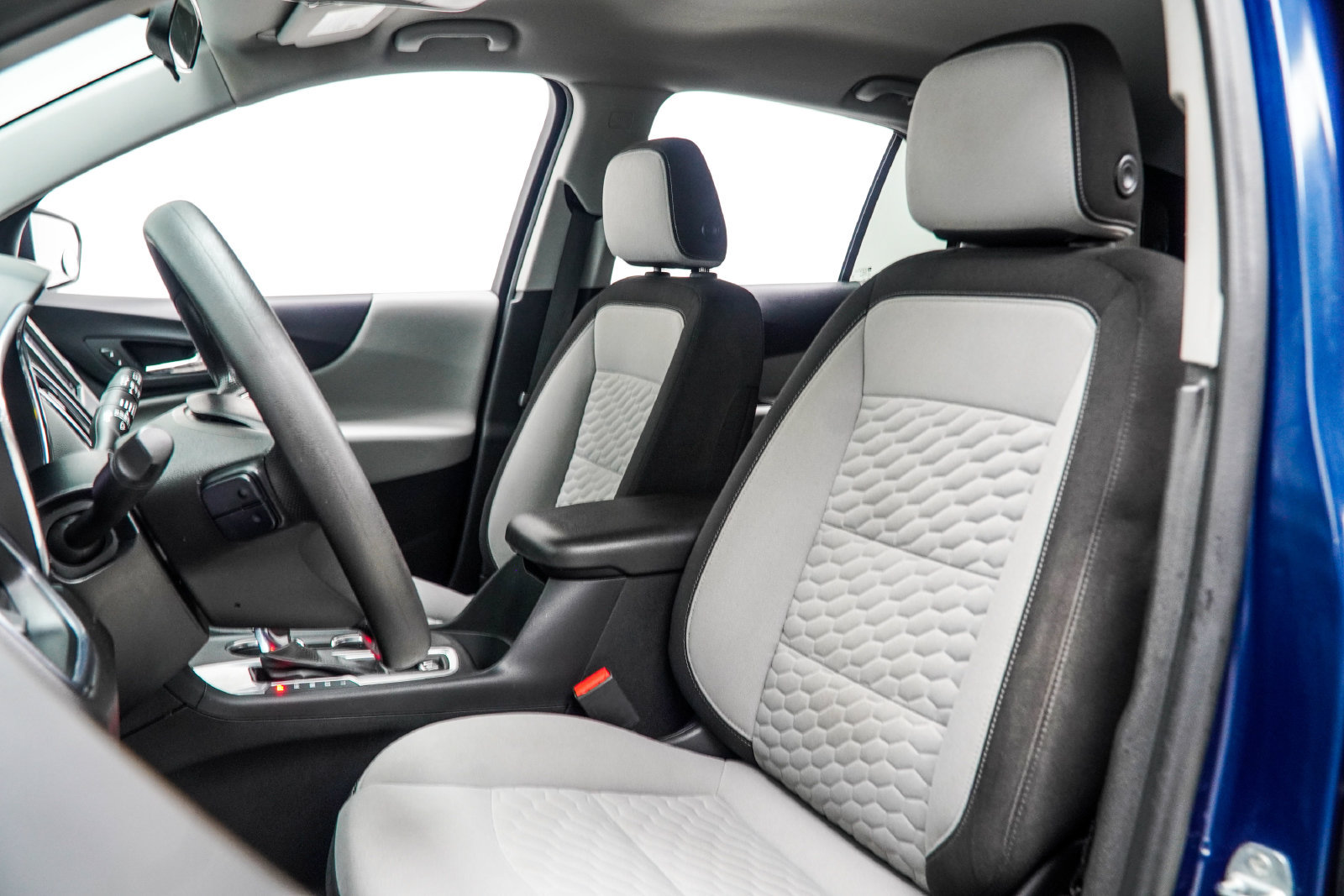 Used 2020 Chevrolet Equinox LT FWD image 33