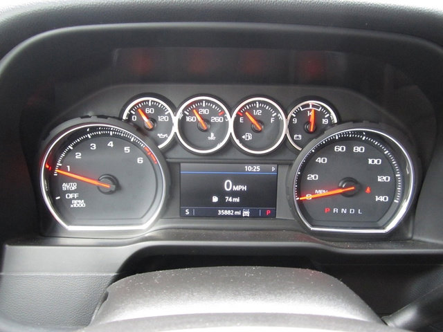 Used 2020 Chevrolet Silverado 1500 LT w/ LT Value Package AWD/4WD image 16