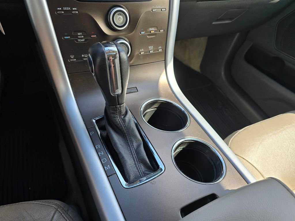 Used 2012 Ford Edge SEL image 24