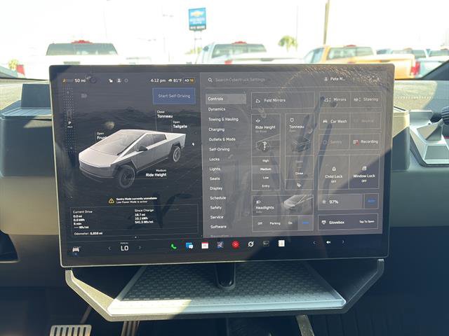 Used 2025 Tesla Cybertruck Cyberbeast AWD/4WD image 23