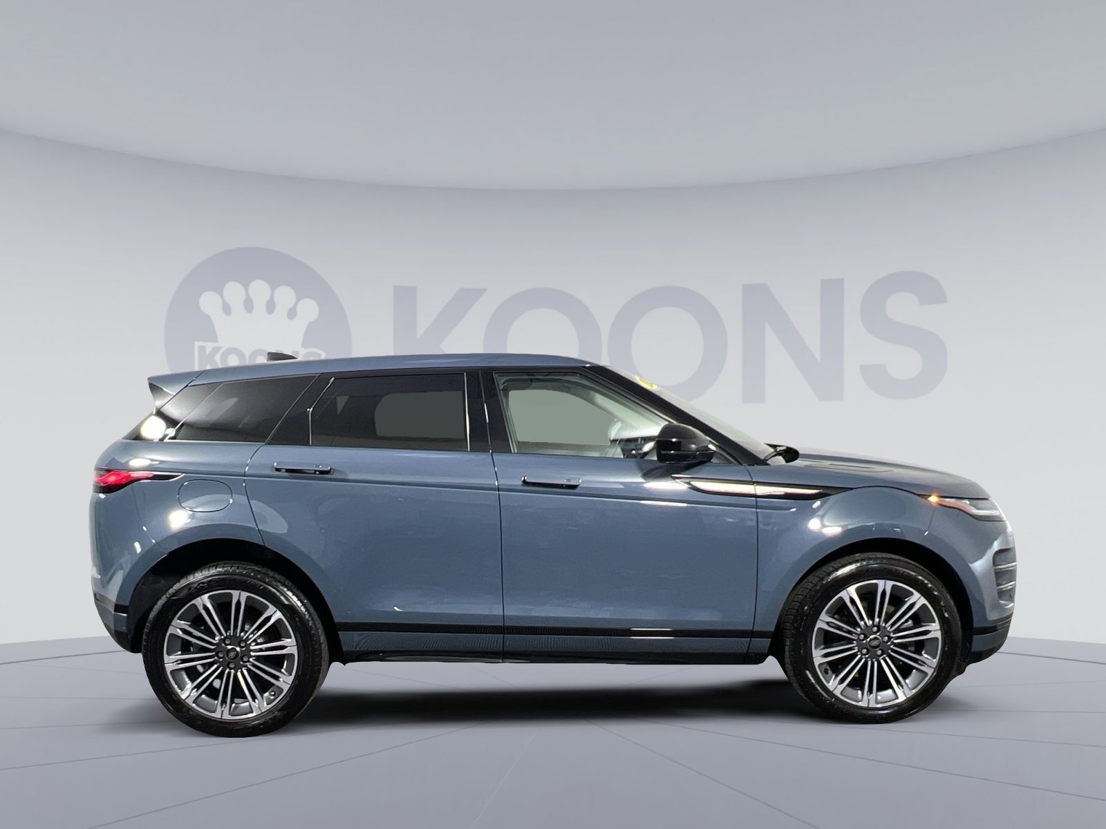 Used 2024 Land Rover Range Rover Evoque Dynamic SE image 8