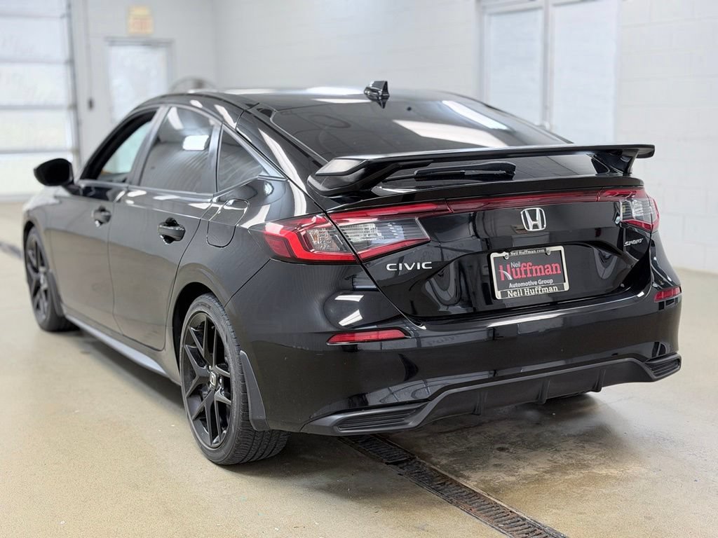 Used 2023 Honda Civic Sport image 7