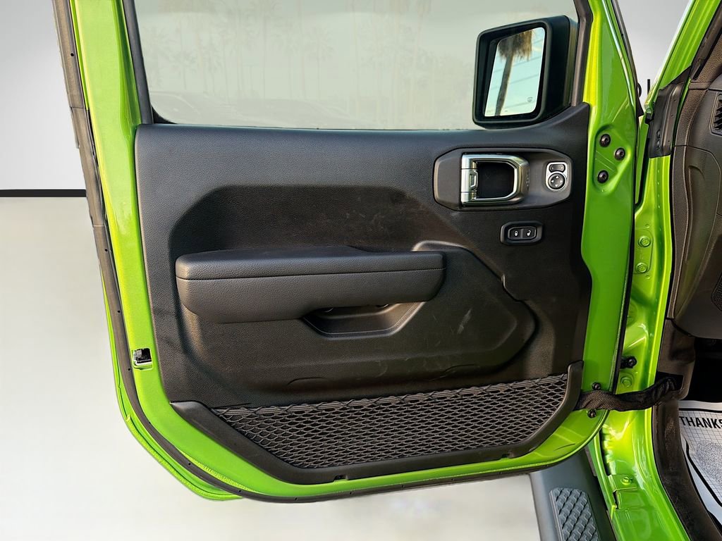 Used 2025 Jeep Gladiator Sport image 20