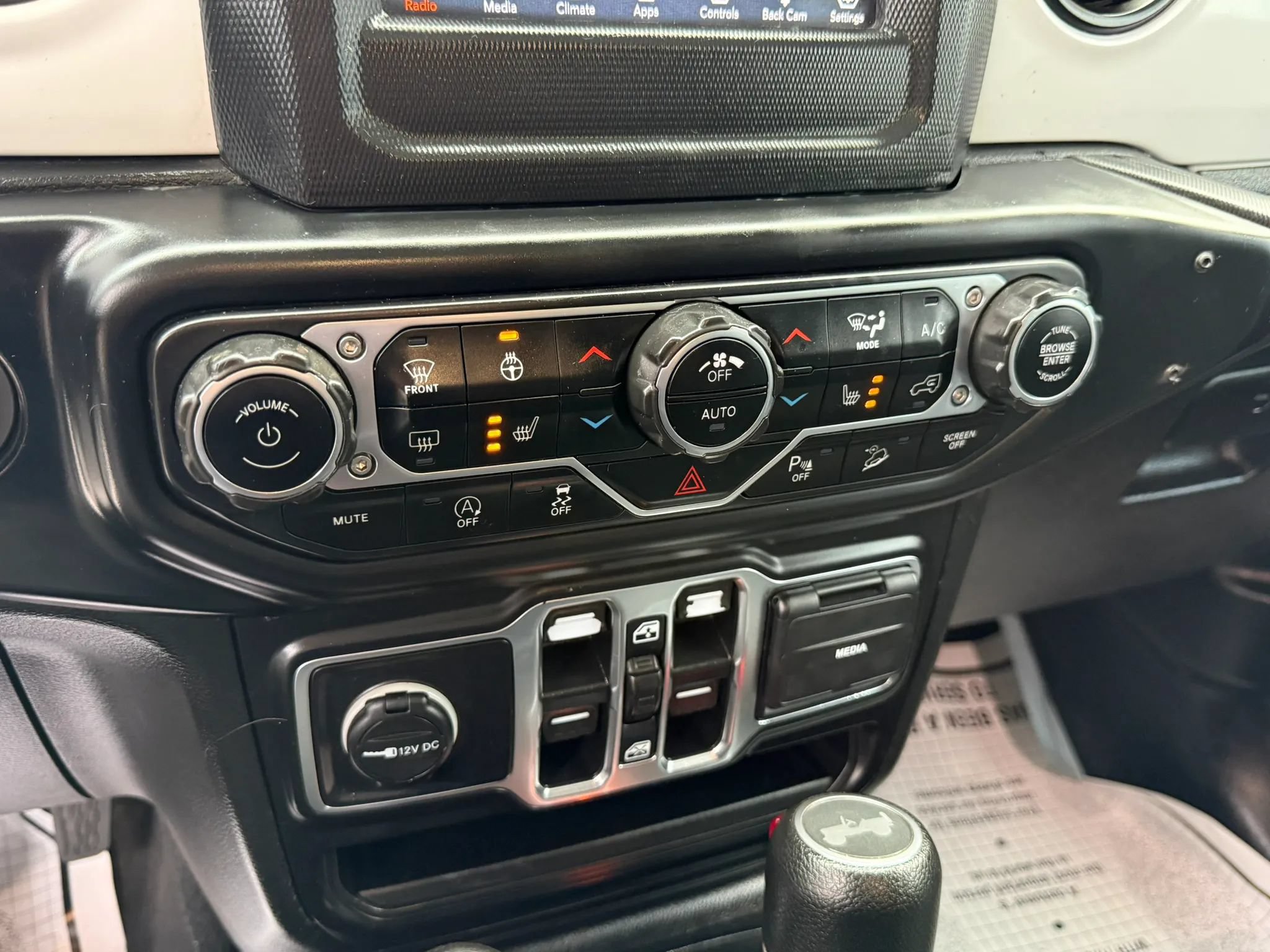 Used 2021 Jeep Wrangler Unlimited Sport AWD/4WD image 12