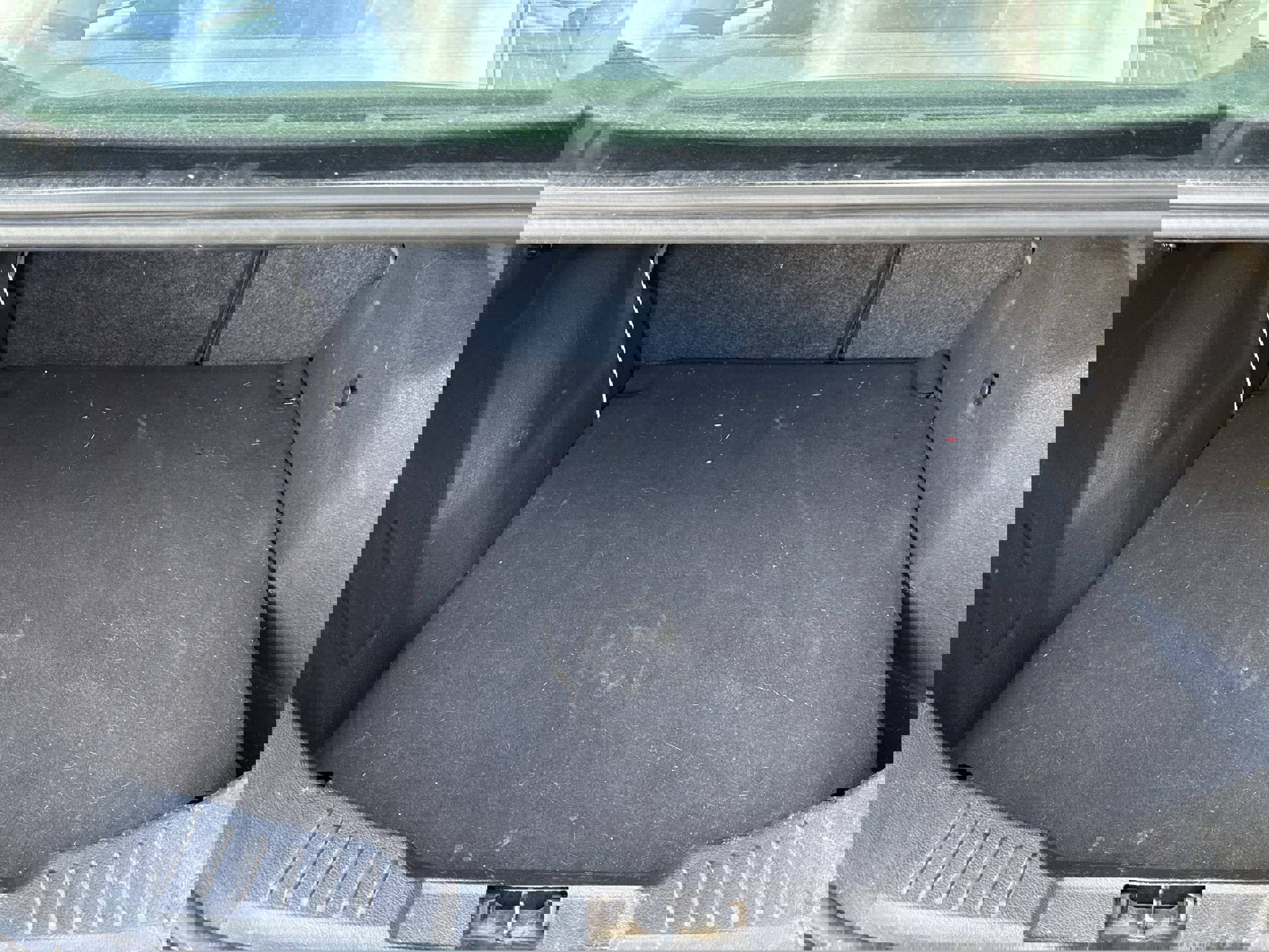 Used 2015 Ford Focus SE w/ SE Sport Package image 4