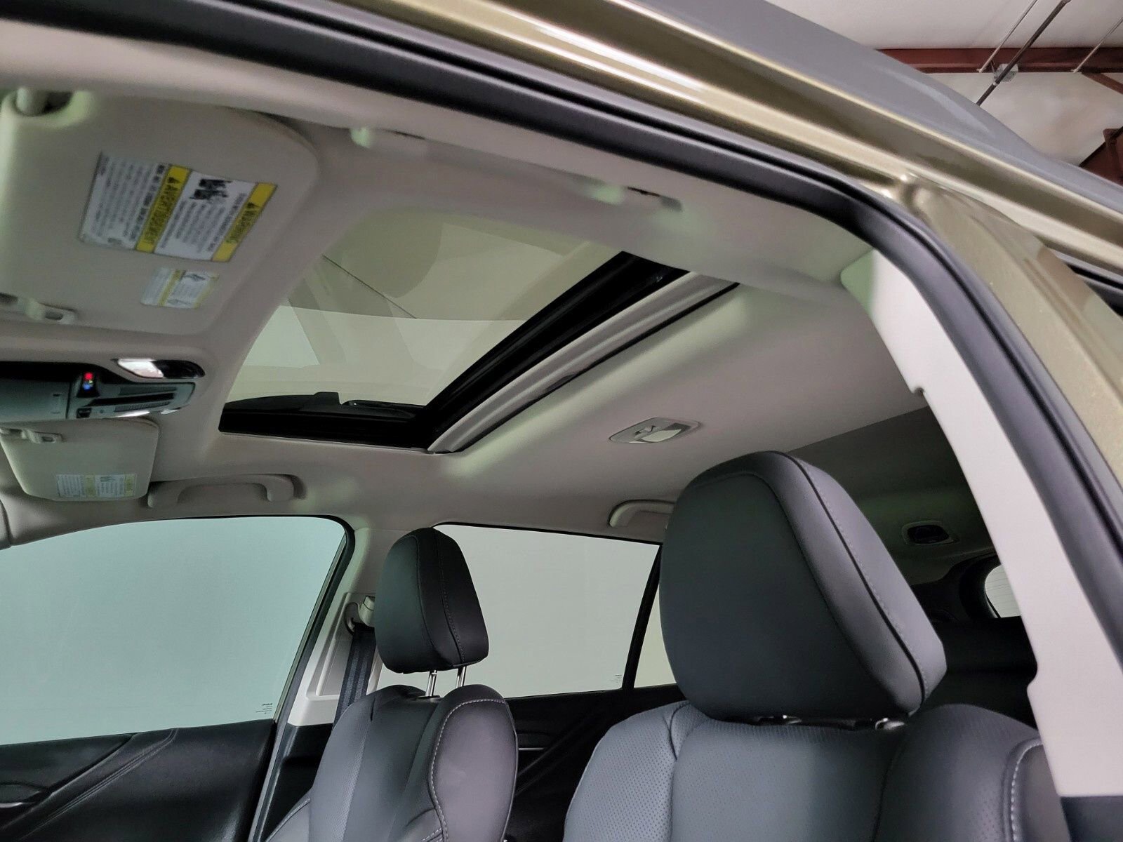 Certified 2025 Subaru Outback Limited XT w/ Tech Package 3 image 20