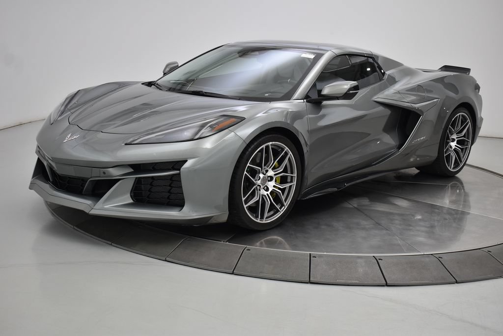 Used 2024 Chevrolet Corvette Z06 RWD image 27