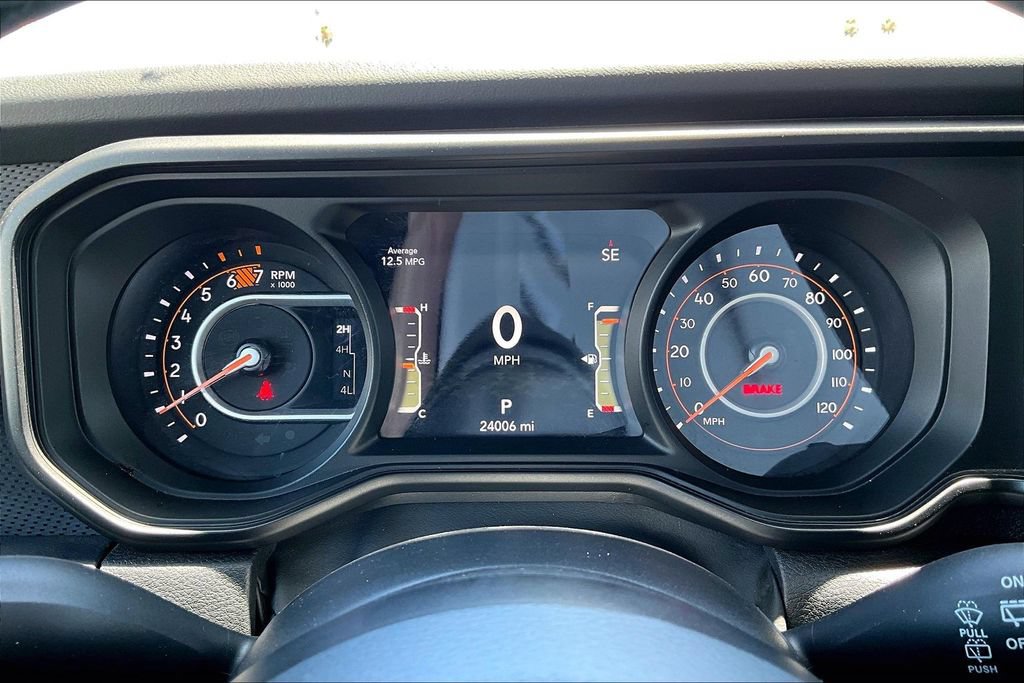 Certified 2025 Jeep Wrangler Unlimited Rubicon w/ Convenience Group AWD/4WD image 8