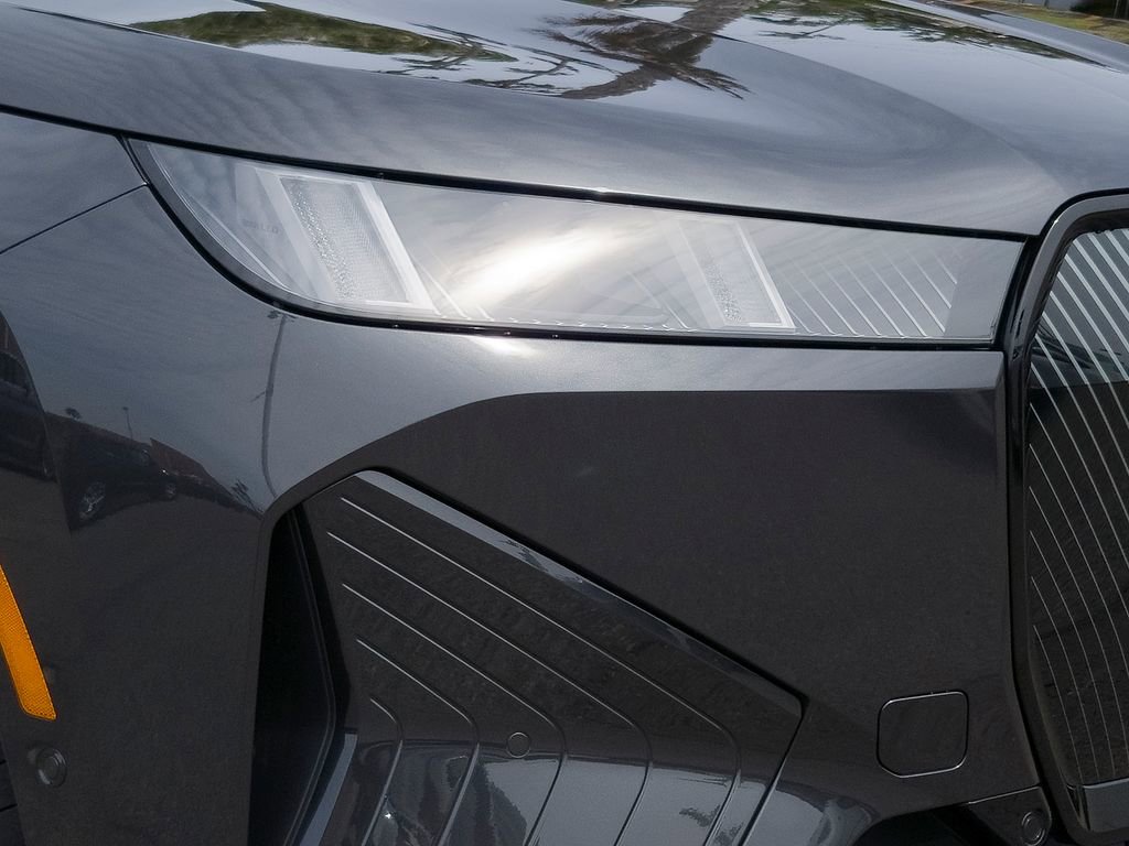 New 2026 BMW iX xDrive45 image 5