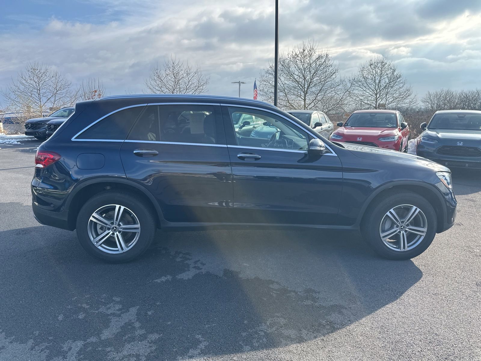 Used 2022 Mercedes-Benz GLC 300 4MATIC image 7