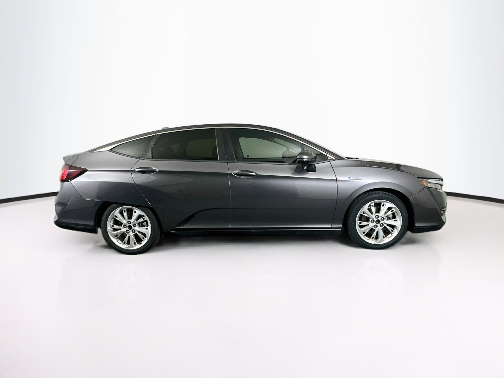 Used 2018 Honda Clarity Plug-In Hybrid image 10