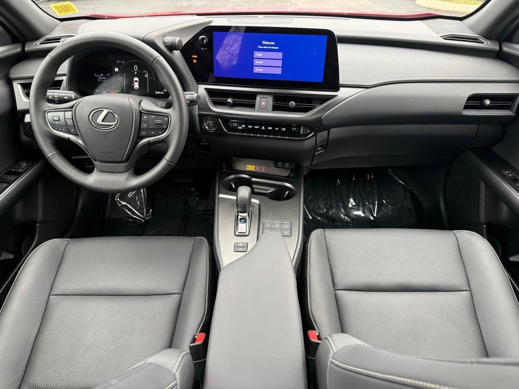 Used 2025 Lexus UX 300h AWD image 15