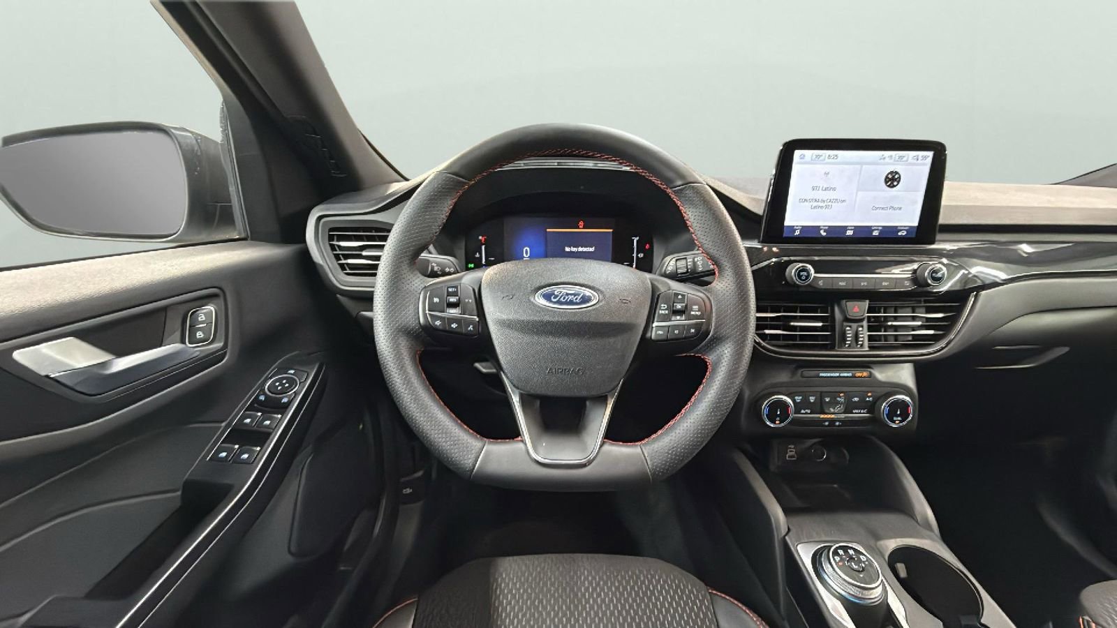 Certified 2025 Ford Escape ST-Line image 13