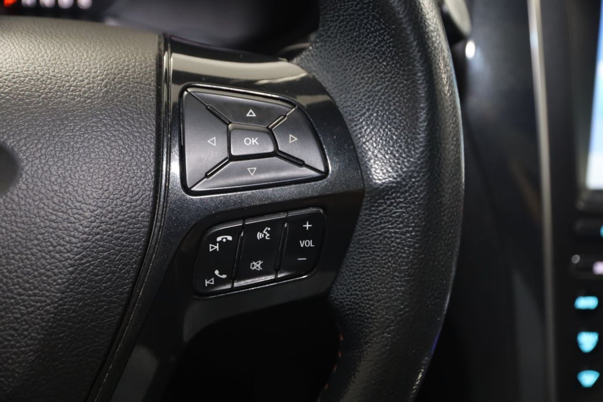 Used 2018 Ford Explorer Sport w/ Equipment Group 401A AWD/4WD image 39