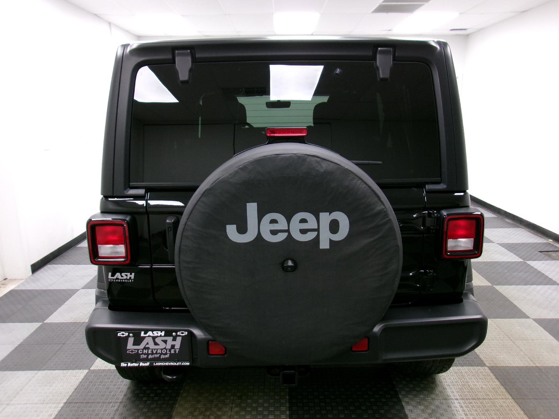 Used 2022 Jeep Wrangler Unlimited Sahara image 11