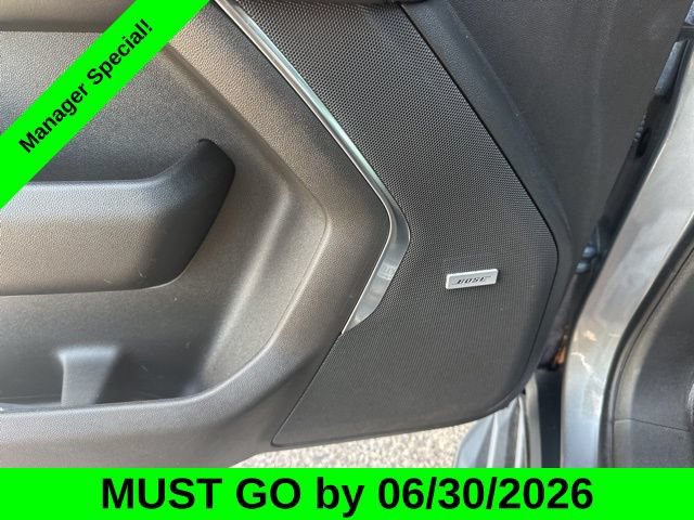 Used 2022 Chevrolet Tahoe LT w/ Luxury Package AWD/4WD image 14