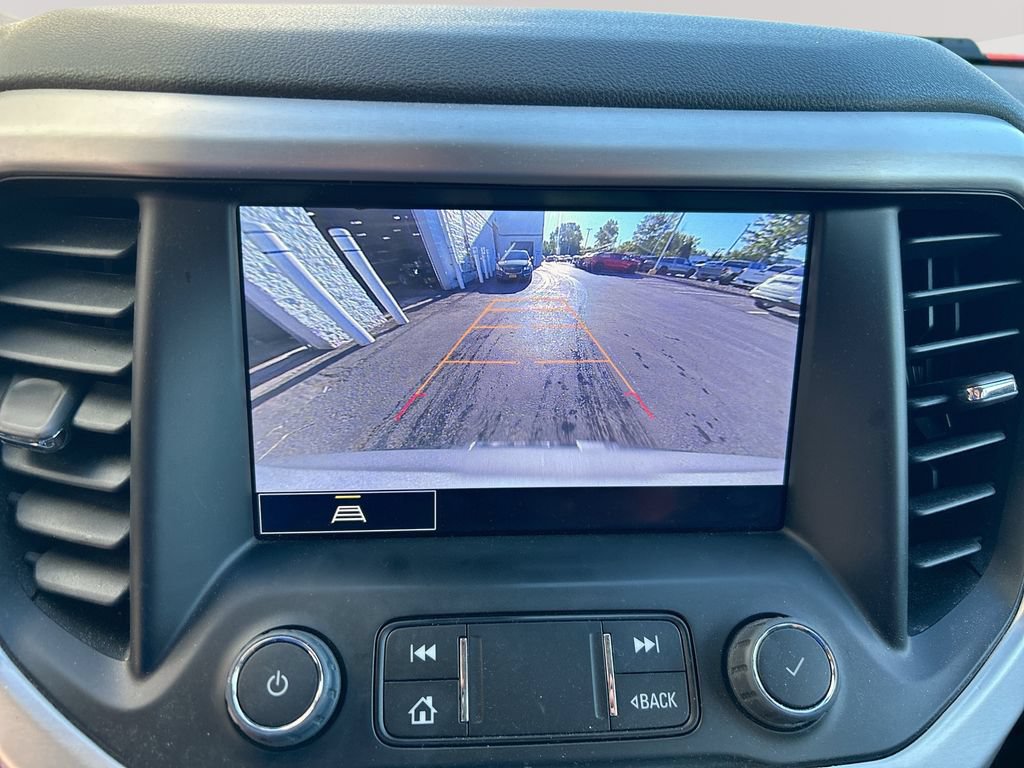 Used 2023 GMC Acadia SLT w/ Preferred Package AWD/4WD image 19