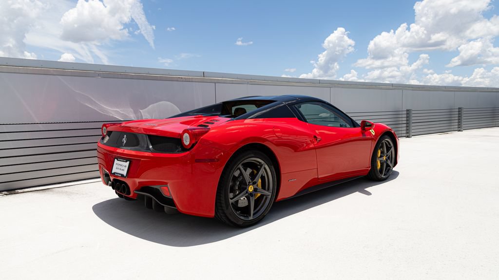 Used 2015 Ferrari 458 Spider RWD image 14
