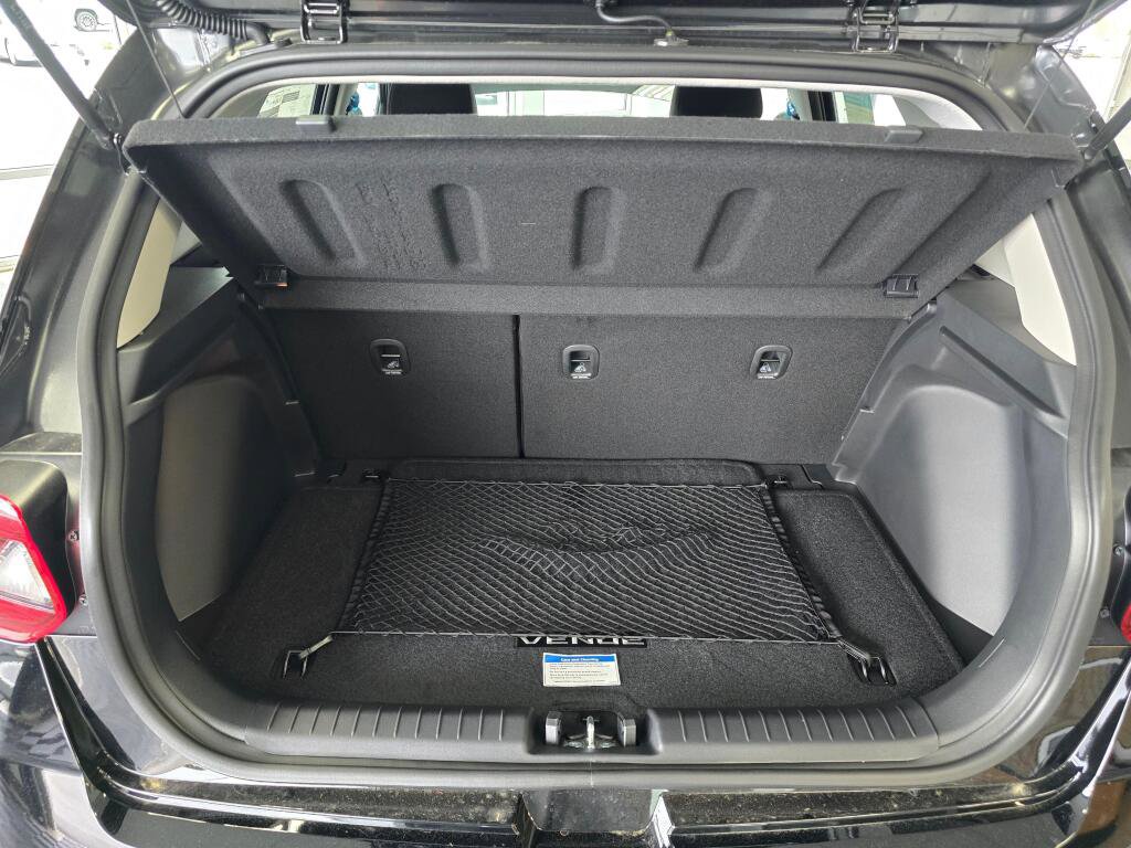 New 2026 Hyundai Venue SEL FWD image 14