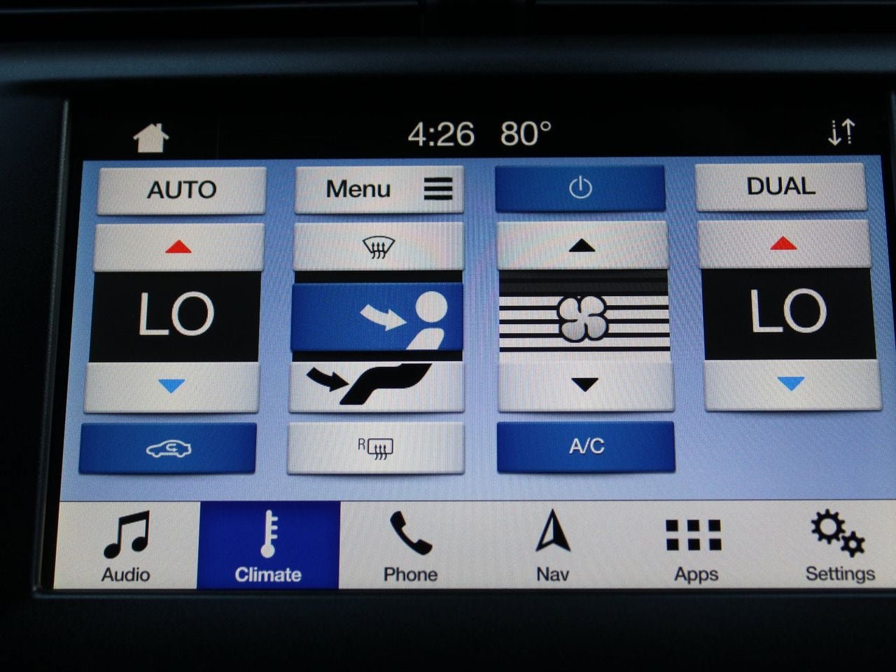 Used 2019 Ford Fusion SE FWD image 22