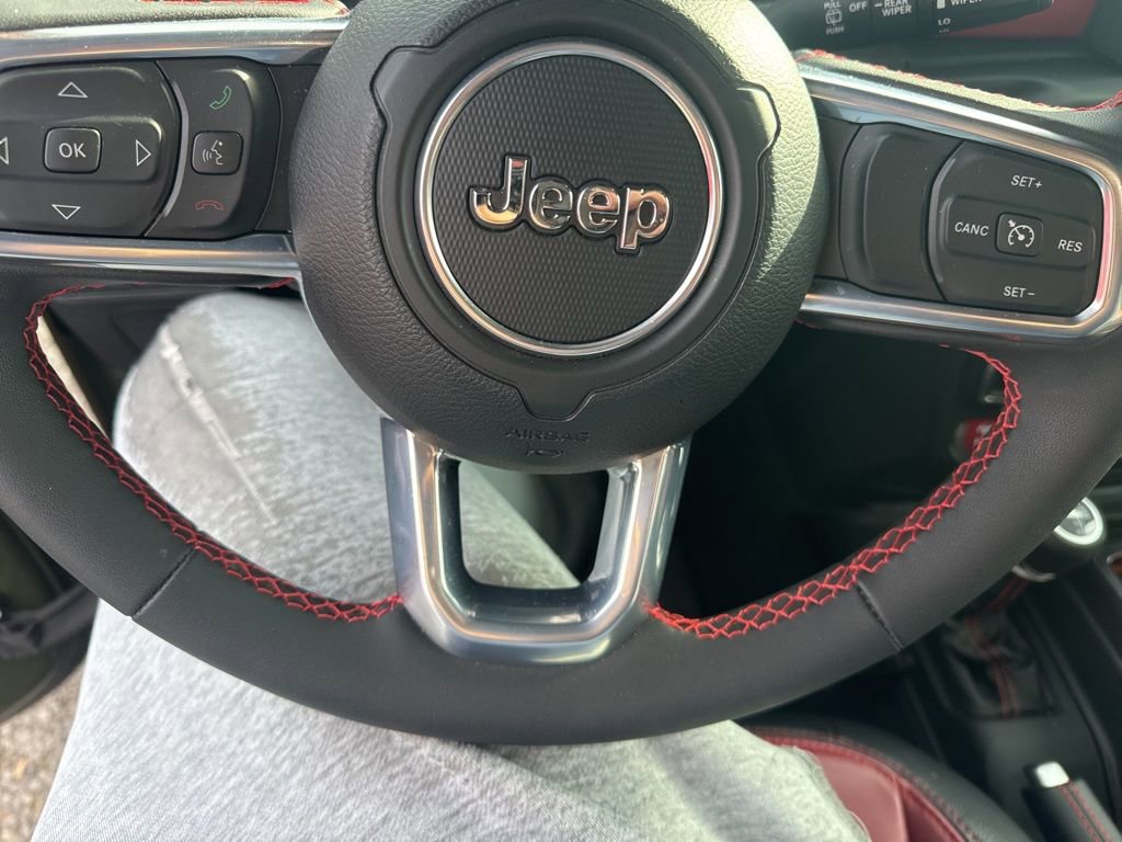 Used 2023 Jeep Wrangler Unlimited Rubicon 4xe image 21