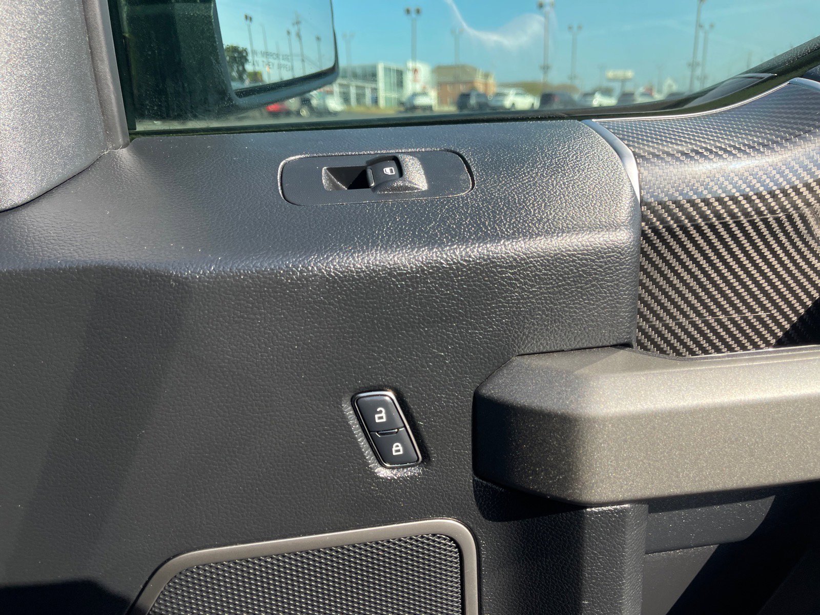 Used 2018 Ford F150 Raptor w/ Equipment Group 802A Luxury image 20