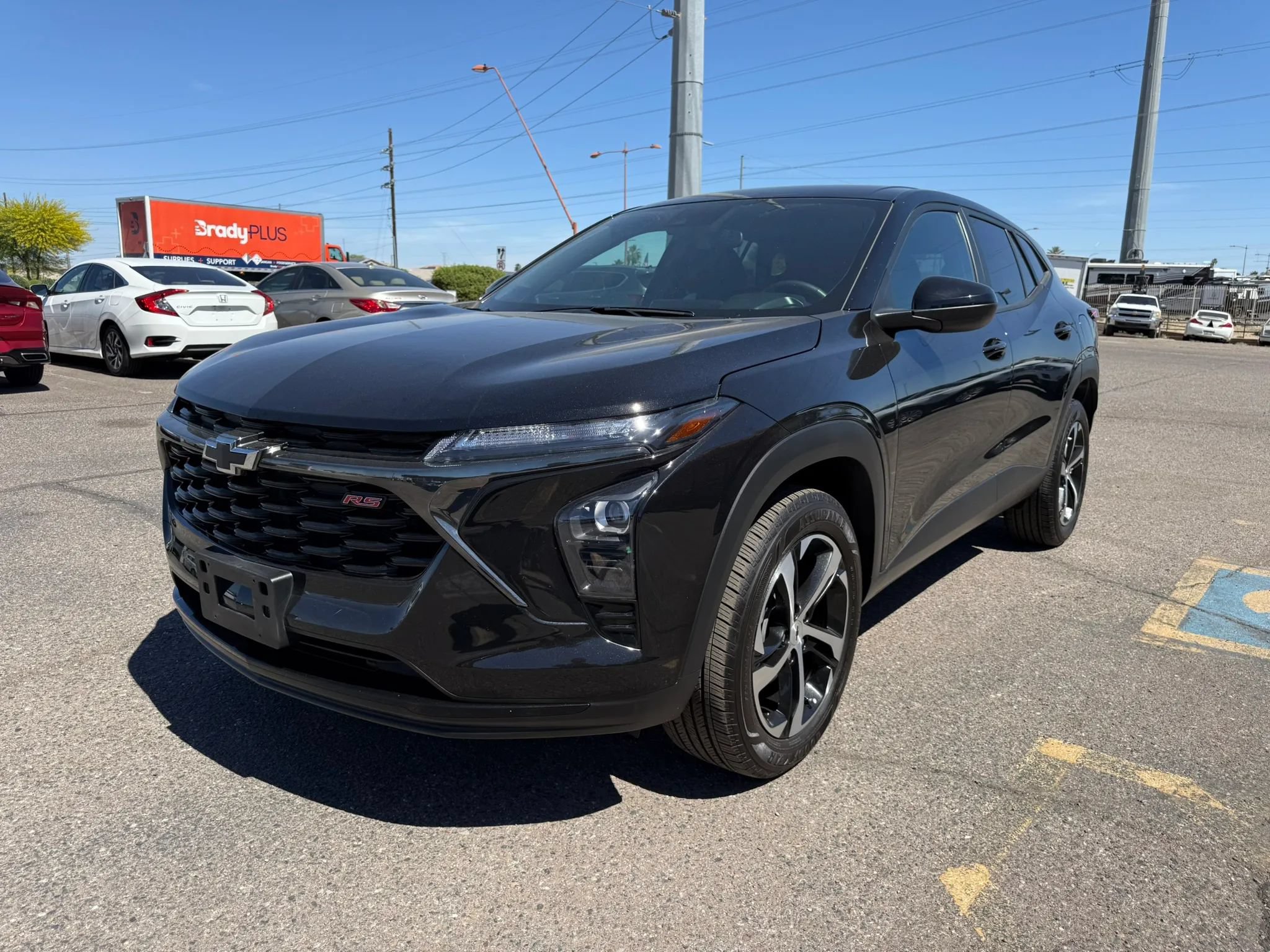 Used 2024 Chevrolet Trax RS FWD image 4