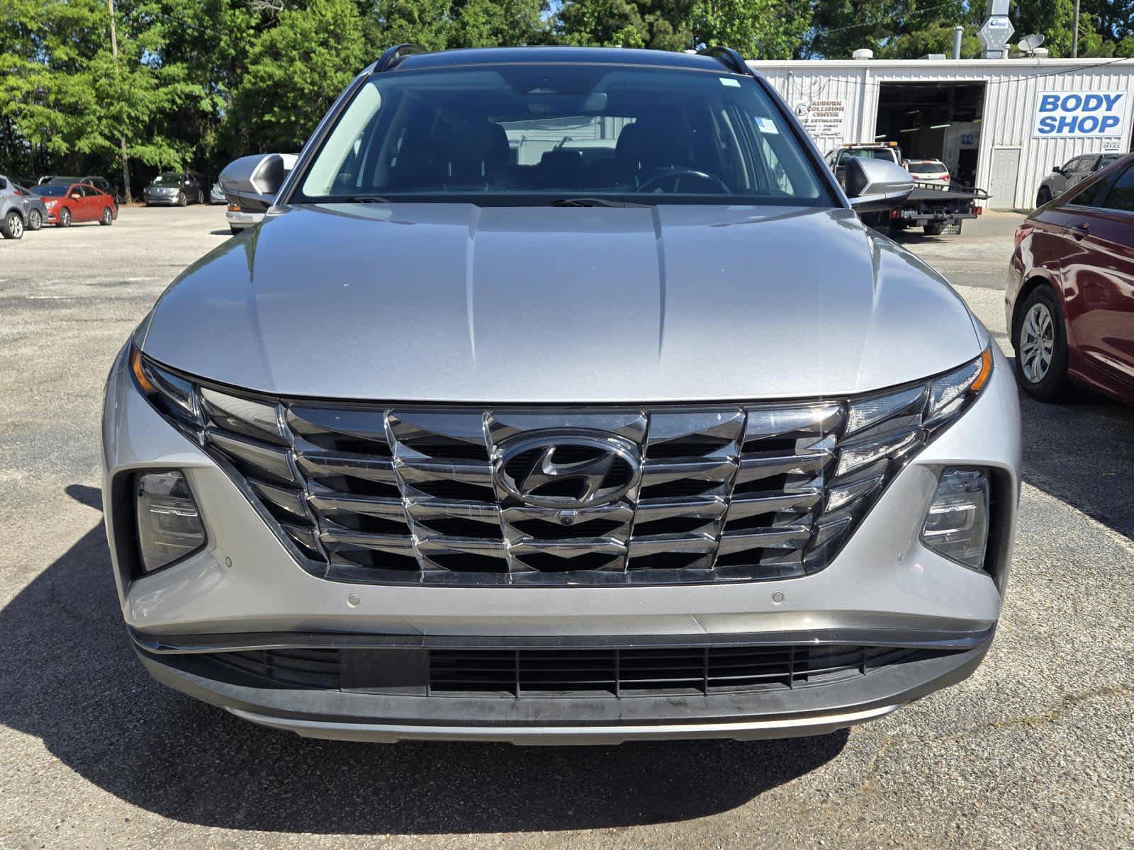 Used 2023 Hyundai Tucson Limited w/ Cargo Package AWD/4WD image 3